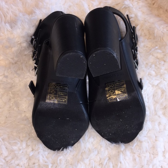 Block Heels - Picture 4 of 5